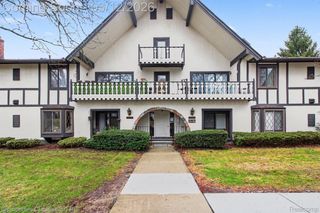 42160 Woodward Avenue 86, Bloomfield Hills, MI 48304