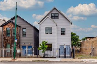 1746 N California Avenue 2, Chicago, IL 60647