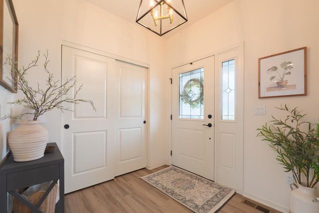 N56W24235 Torrey Pines LANE, Sussex, WI 53089