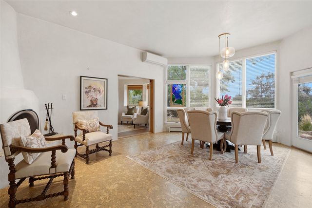 7204 Old Santa Fe Trail, Santa Fe, NM 87505