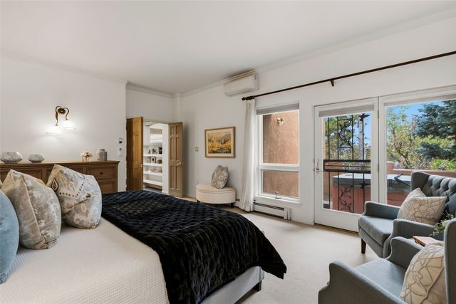 7204 Old Santa Fe Trail, Santa Fe, NM 87505