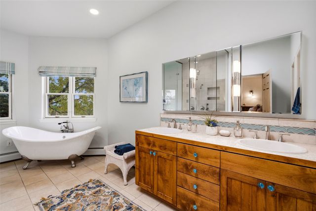 7204 Old Santa Fe Trail, Santa Fe, NM 87505
