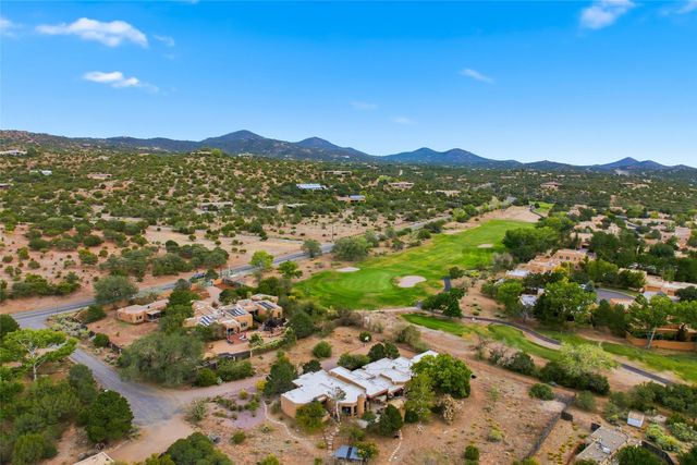 7204 Old Santa Fe Trail, Santa Fe, NM 87505