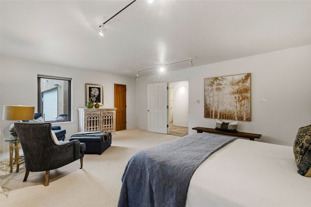 7204 Old Santa Fe Trail, Santa Fe, NM 87505
