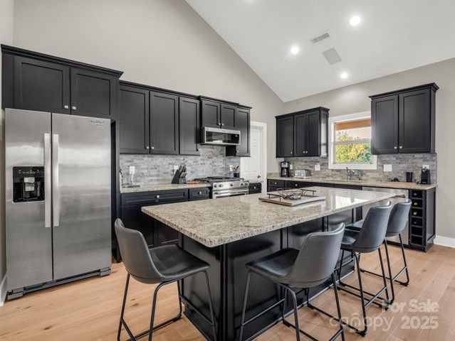 5588 Table View Lane, Lenoir, NC 28645