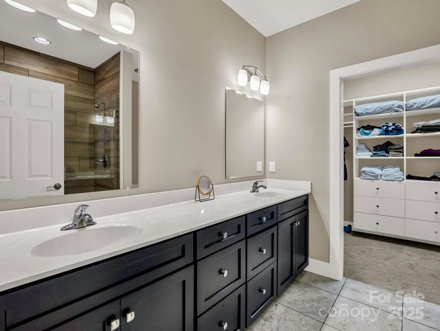 5588 Table View Lane, Lenoir, NC 28645