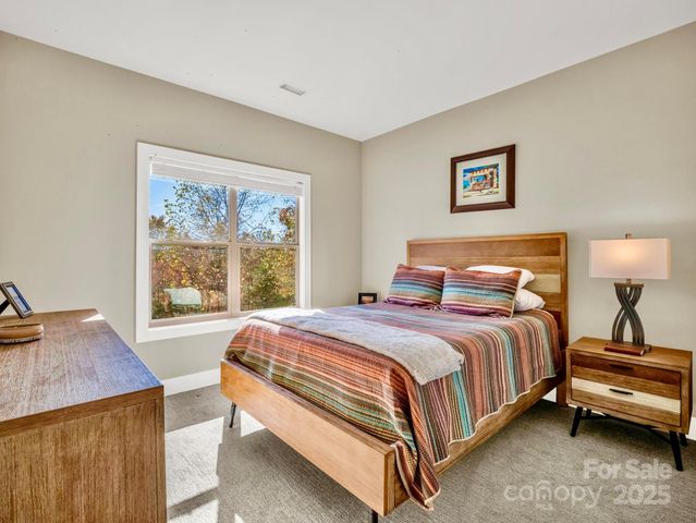 5588 Table View Lane, Lenoir, NC 28645