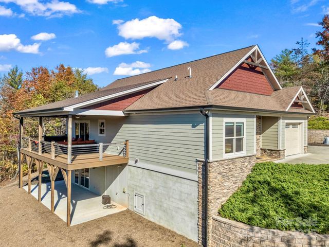 5588 Table View Lane, Lenoir, NC 28645