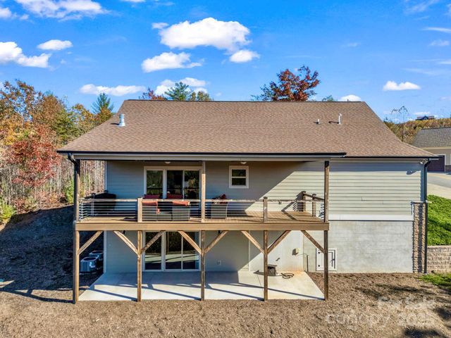 5588 Table View Lane, Lenoir, NC 28645