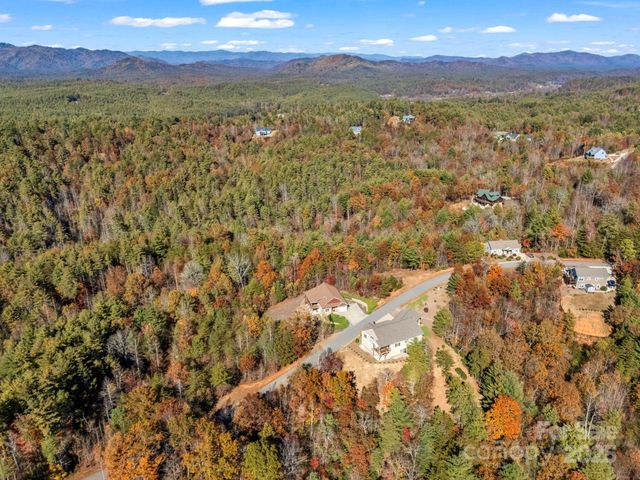 5588 Table View Lane, Lenoir, NC 28645