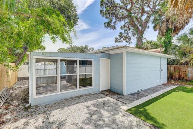 2901 DR MARTIN LUTHER KING JR STREET S, St Petersburg, FL 33705