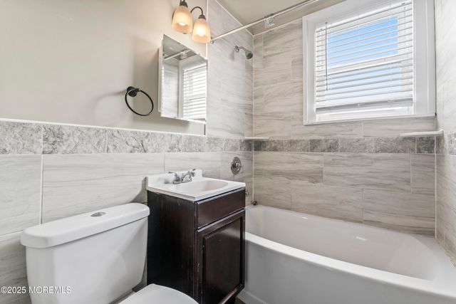 93 Barker Avenue, Shrewsbury Twp, NJ 07724