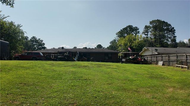 21 Lady Marian Drive NE, Rome, GA 30161