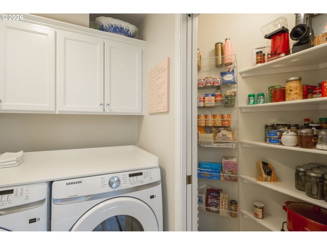 15366 Nw ABERDEEN Dr, Portland, OR 97229