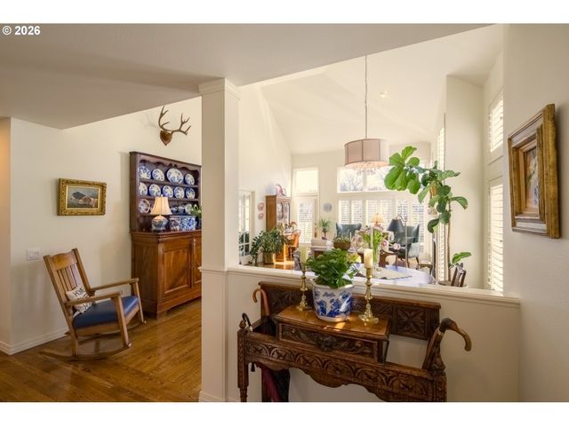 15366 Nw ABERDEEN Dr, Portland, OR 97229