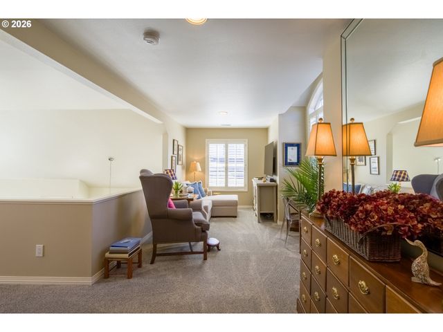 15366 Nw ABERDEEN Dr, Portland, OR 97229