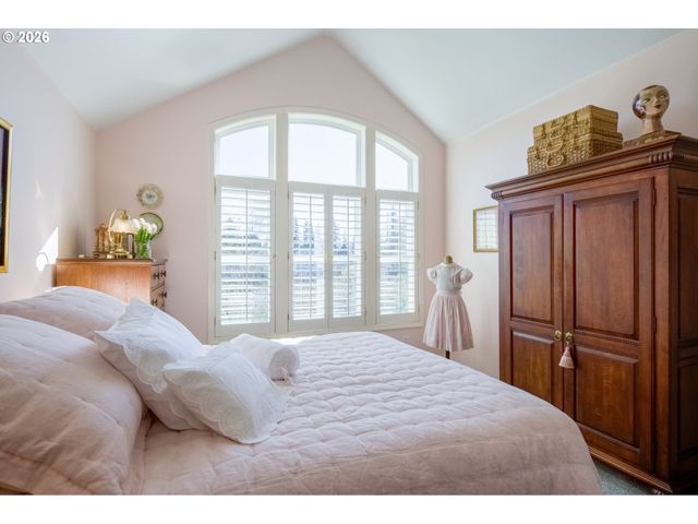 15366 Nw ABERDEEN Dr, Portland, OR 97229