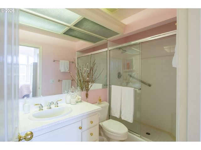 15366 Nw ABERDEEN Dr, Portland, OR 97229