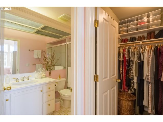 15366 Nw ABERDEEN Dr, Portland, OR 97229