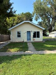 2940 Dubuque Avenue, Des Moines, IA 50317