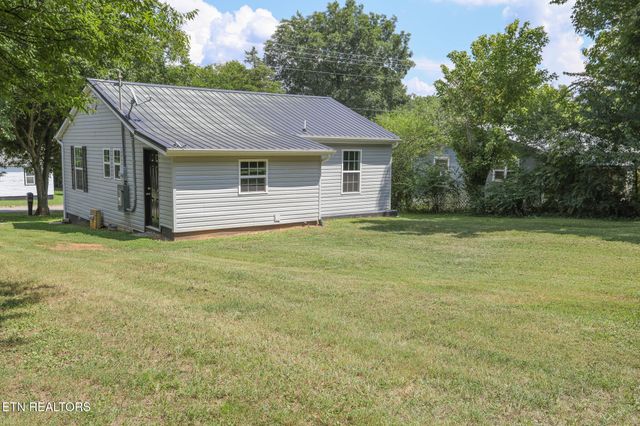 114 Greenwood Circle, Madisonville, TN 37354