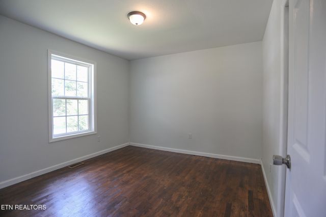 114 Greenwood Circle, Madisonville, TN 37354