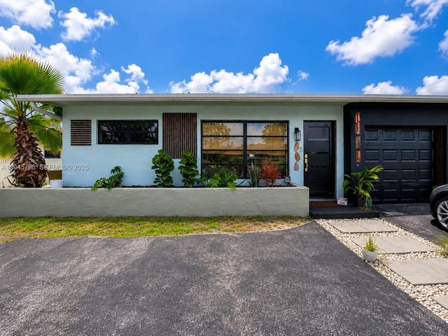 9160 NW 26th Place, Sunrise, FL 33322