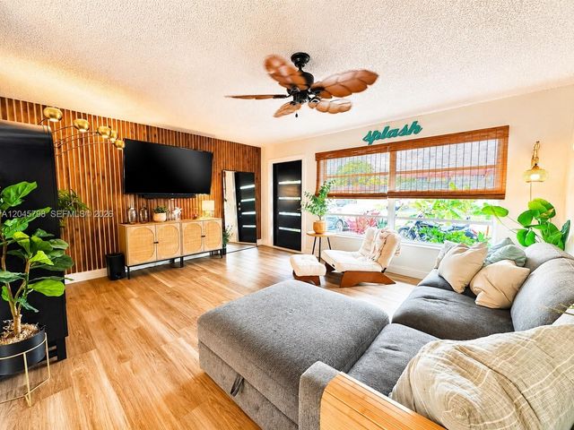 9160 NW 26th Place, Sunrise, FL 33322