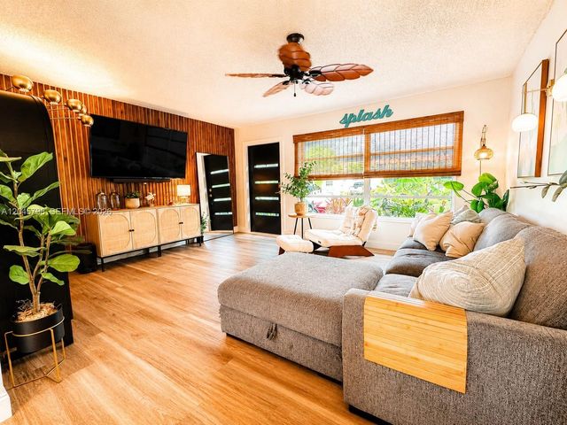 9160 NW 26th Place, Sunrise, FL 33322