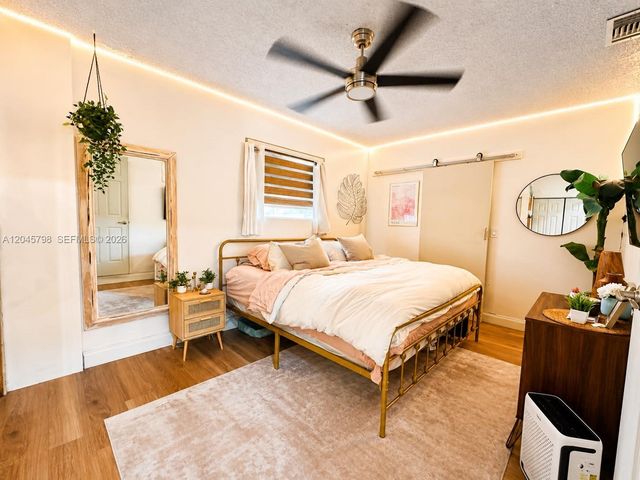 9160 NW 26th Place, Sunrise, FL 33322