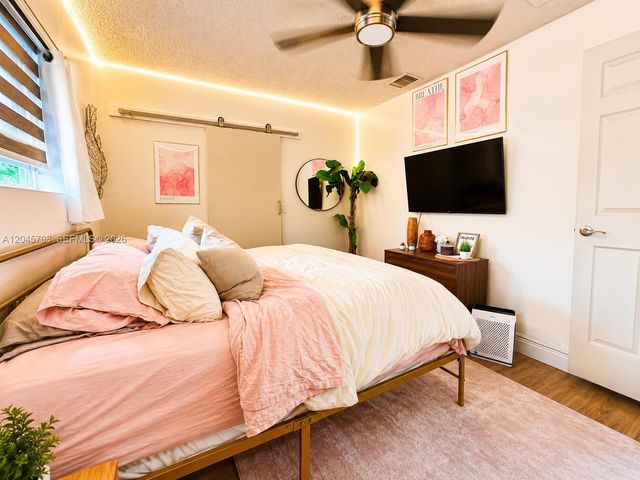 9160 NW 26th Place, Sunrise, FL 33322