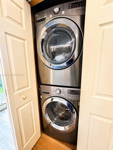 9160 NW 26th Place, Sunrise, FL 33322