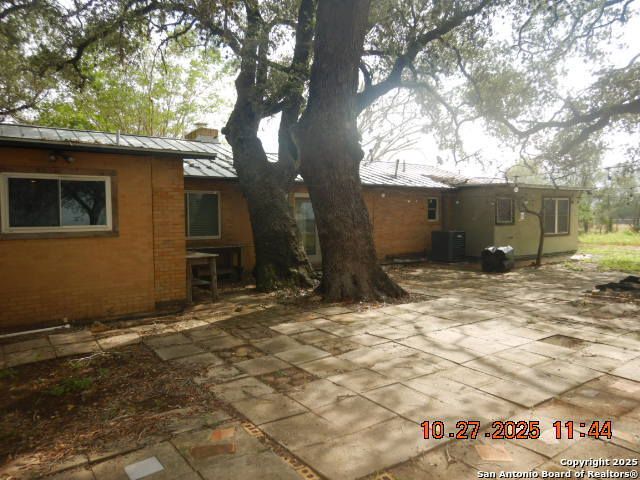15397 Cassiano, Elmendorf, TX 78112