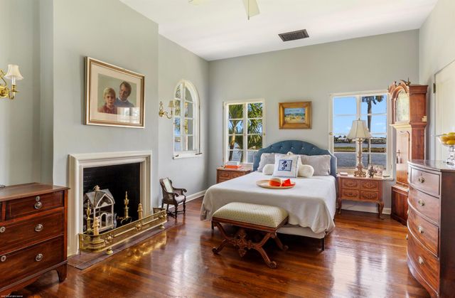 245 Valencia Road, West Palm Beach, FL 33401