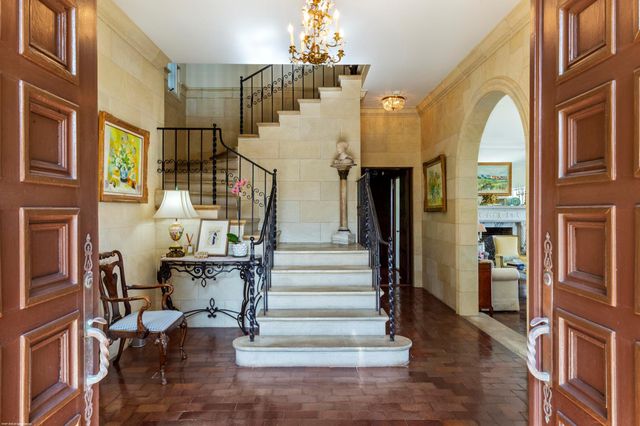 245 Valencia Road, West Palm Beach, FL 33401