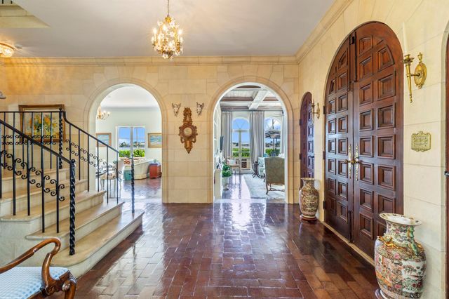 245 Valencia Road, West Palm Beach, FL 33401