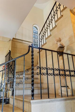 245 Valencia Road, West Palm Beach, FL 33401