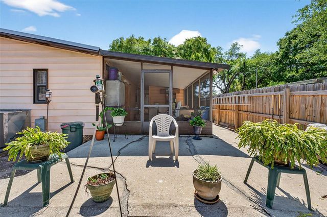 10510 BAY HILLS CIRCLE, Thonotosassa, FL 33592