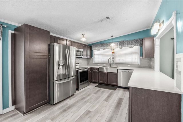 8400 Gallberry Circle, Port St. Lucie, FL 34952