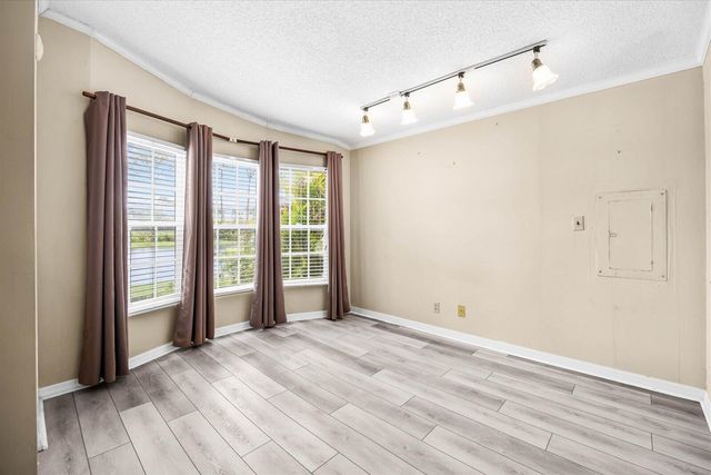 8400 Gallberry Circle, Port St. Lucie, FL 34952