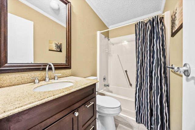 8400 Gallberry Circle, Port St. Lucie, FL 34952