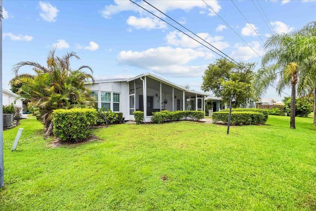 8400 Gallberry Circle, Port St. Lucie, FL 34952