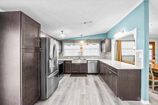 8400 Gallberry Circle, Port St. Lucie, FL 34952