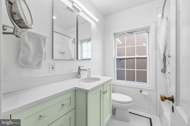 5028 MASSACHUSETTS AVE NW, Washington, DC 20016