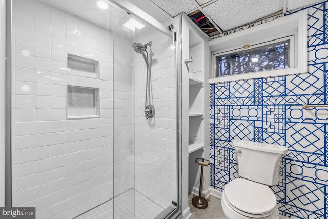 5028 MASSACHUSETTS AVE NW, Washington, DC 20016