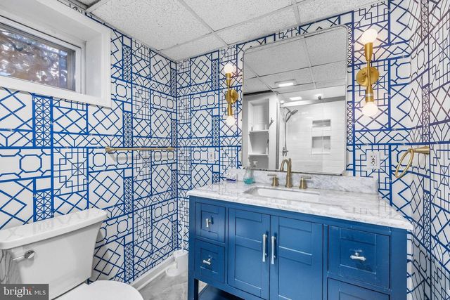 5028 MASSACHUSETTS AVE NW, Washington, DC 20016