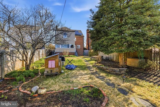 5028 MASSACHUSETTS AVE NW, Washington, DC 20016