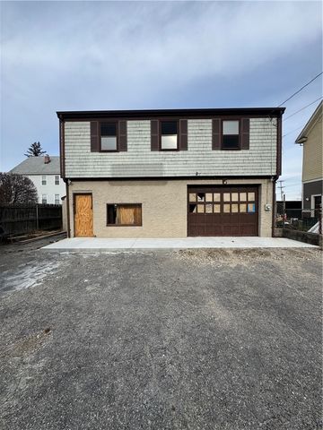 584 warren Avenue, East Providence, RI 02914