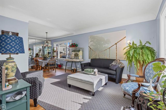 22915 E 13 MILE Road, St Clair Shores, MI 48082