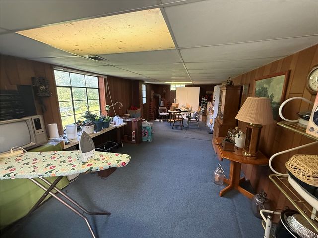 527 Center New Texas Rd, Plum Boro, PA 15239